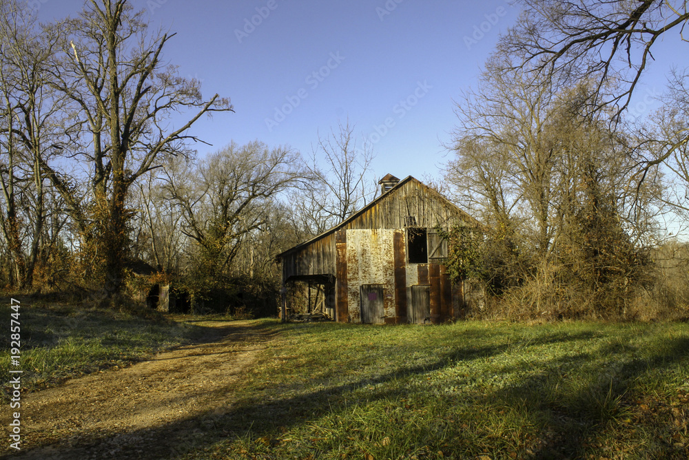 Abandoned barn in Warren County Missouri Abandoned barn in Warren County Missouri