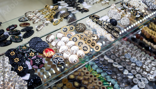 vintage clothes buttons with variety color on sell in market