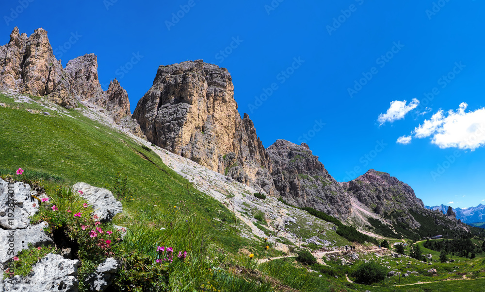 Bergpanorama, Grödner Pass, Dolomiten, Südtirol 