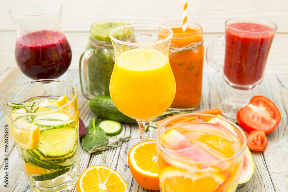 Fresh fruit and vegetable smoothie Fresh fruit and vegetable smoothie