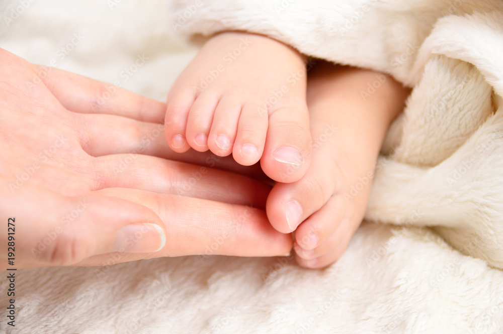 feet a size tiny! feet a size tiny!