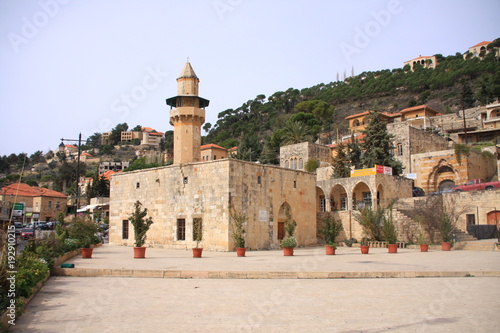 une mosquée à Deir al Qamar