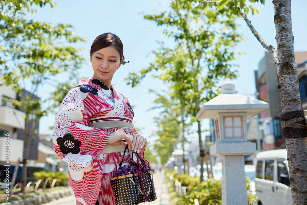 浴衣の女性