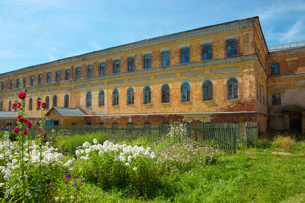 Refectory building (hotel), Kazan Convent, Vyshniy Volochek, Russia Refectory building (hotel), Kazan Convent, Vyshniy Volochek, Russia