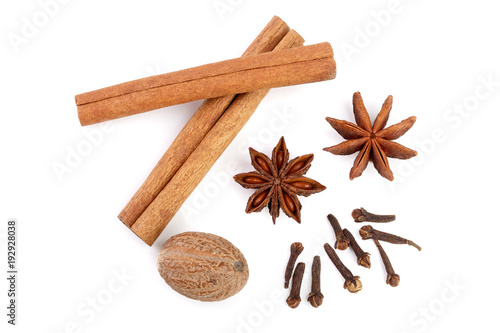 Εκτύπωση καμβά Cinnamon sticks with star anise, nutmeg and clove isolated on white background
