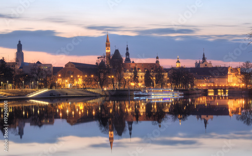Evening urban view of Wroclaw, Poland. © Patryk Michalski