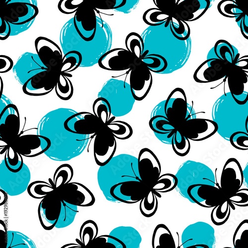 Seamless pattern with butterflies.