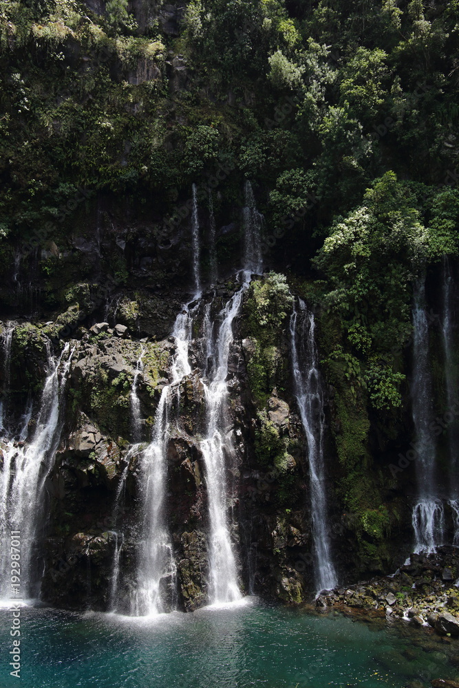 Naklejka premium cascade ile réunion