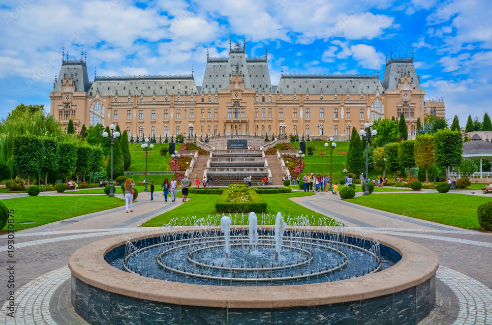 Obraz premium Beautiful and artistic Culture Palace landmark of Iasi in summer season, Romania