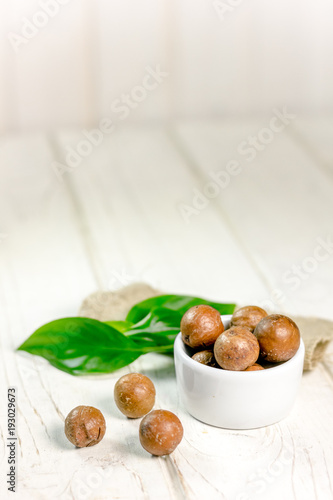 White ceramic bowl with mac...