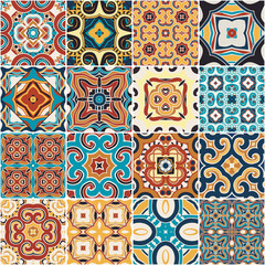 Keuken achterwand Portugese tegeltjes patronen Traditionele Portugese sierlijke tegels  © Darya