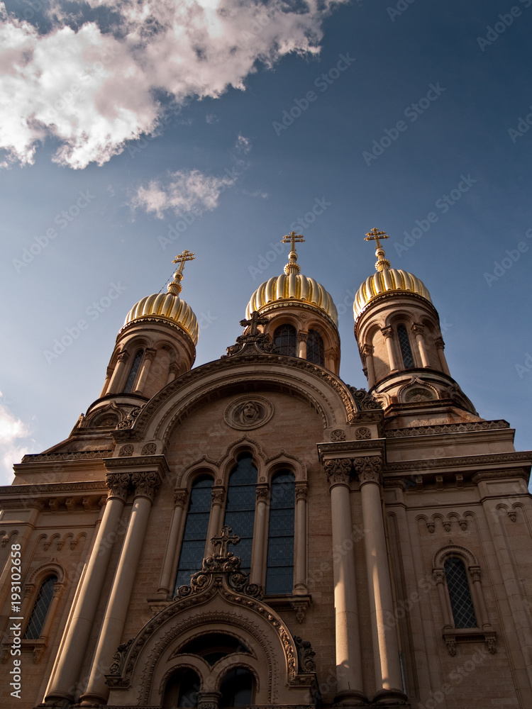 Russisch-orthodoxe Kirche auf dem Neroberg in Wiesbaden Russisch-orthodoxe Kirche auf dem Neroberg in Wiesbaden