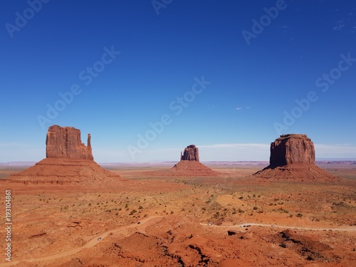 Monument valley  1 