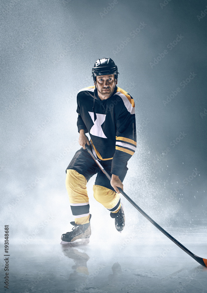 Fototapeta premium Ice hockey player in action.