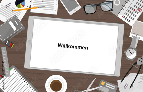Schreibtisch mit Tablet - Willkommen