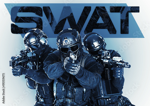 Quadro em tela Studio shot of swat police special forces black uniforms pointing terrorists automatic rifle