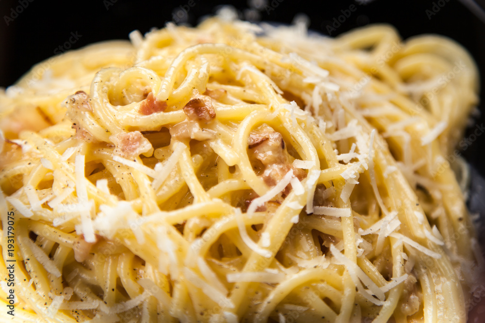 Spaghetti carbonara with egg and pancetta Spaghetti carbonara with egg and pancetta