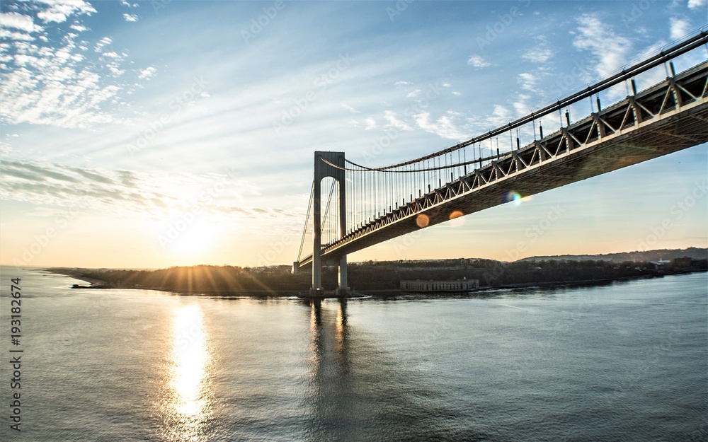 Fototapeta premium The bridge in the city