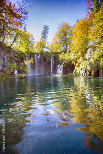 Fototapeta Naklejka Na Ścianę i Meble -  Plitvice lakes, national park in Croatia