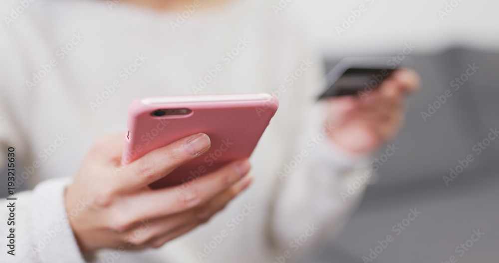 Using mobile phone for online shopping with credit card Using mobile phone for online shopping with credit card