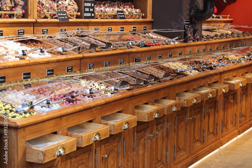 Le chocolaterie française. Boutique de chocolat et sucreries en France.  