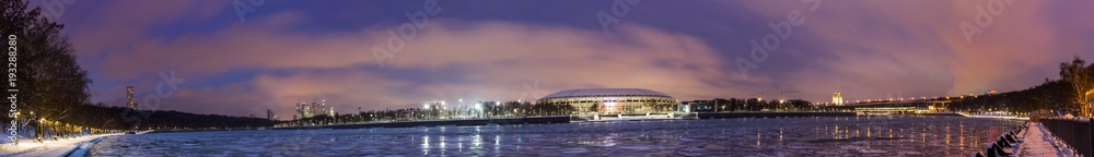 Moscow river. Winter twilight. Vorobyovy Gory Park