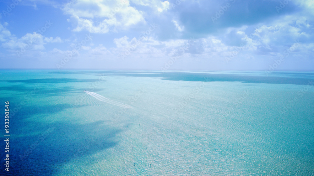 Obraz premium High winds over the Keys