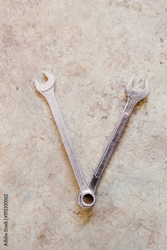tool repair in garage