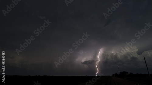 Lightning storm near Exeter, Nebraska, 16 June 2017 © Lesleyanne