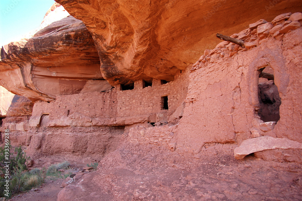 Ancient Anizazi ruins in canyon country in the desert of Southern Utah.