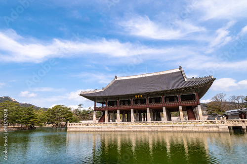 Spring landscape of Kyeongbokgung Palace. Seoul, South Korea. © SiHo