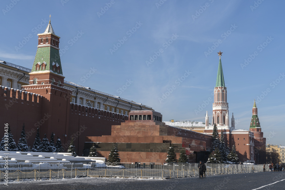 Fototapeta premium Красная площадь зимним, морозным днем.