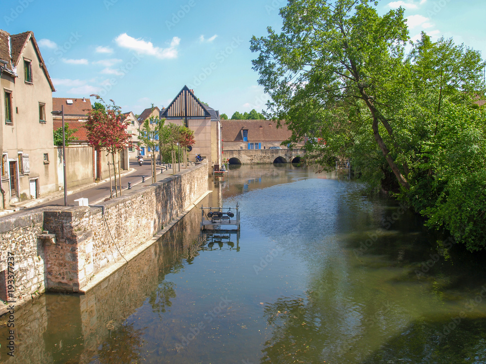 River L´Eure with old town houses of Chartres in France River L´Eure with old town houses of Chartres in France