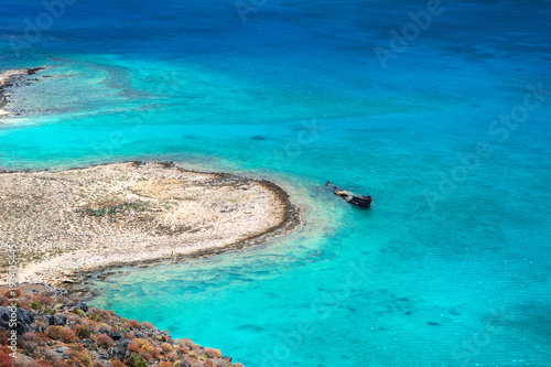 Wrak statku, widok z wyspy Gramvousa, Kreta, Grecja