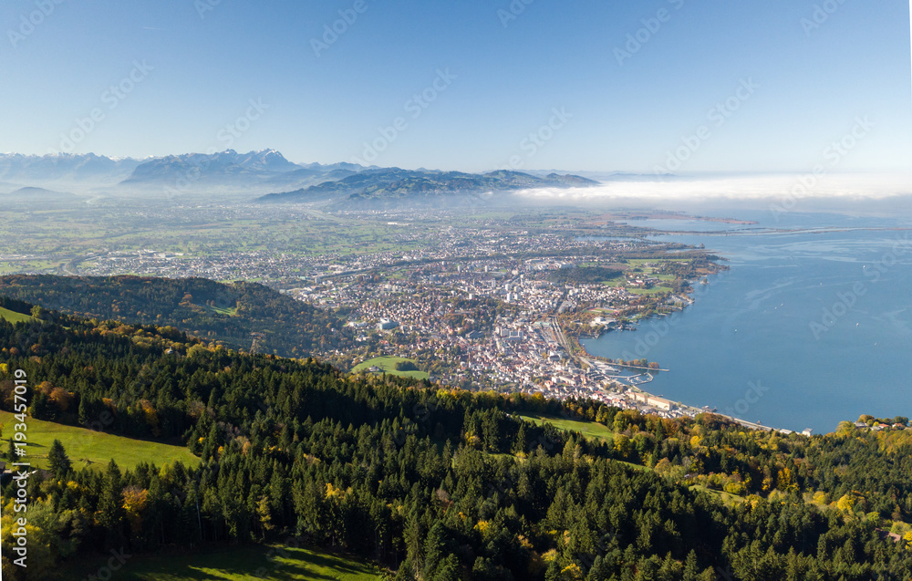 Blick auf Bregenz am Bodensee