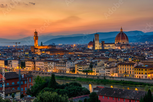 Sunset view of Florence, Palazzo Vecchio and Florence Duomo, Italy © Ekaterina Belova