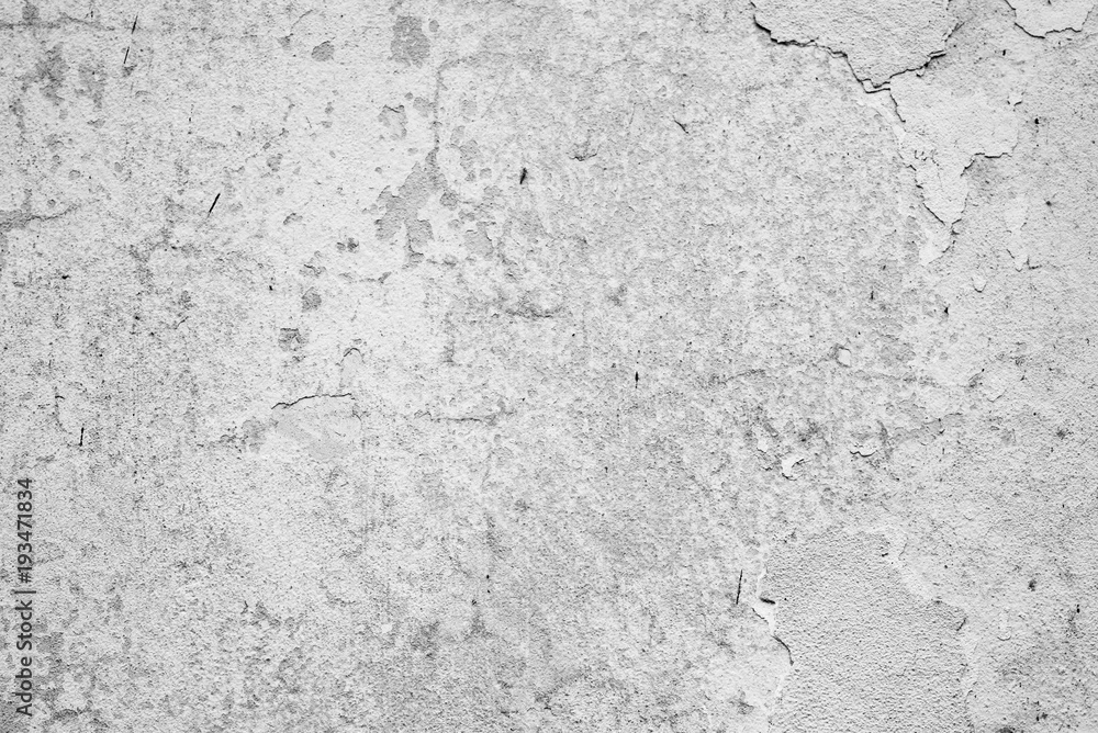 Fototapeta premium Wall fragment with scratches and cracks