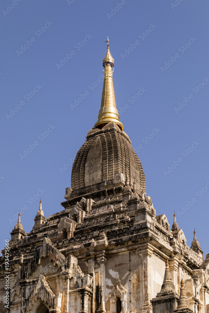 Fototapeta premium Old Buddhist temple and Pagoda in Bagan, Myanmar