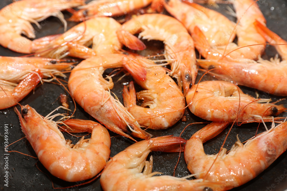 Fresh Shrimps in Olive Oil with Garlic Fresh Shrimps in Olive Oil with Garlic