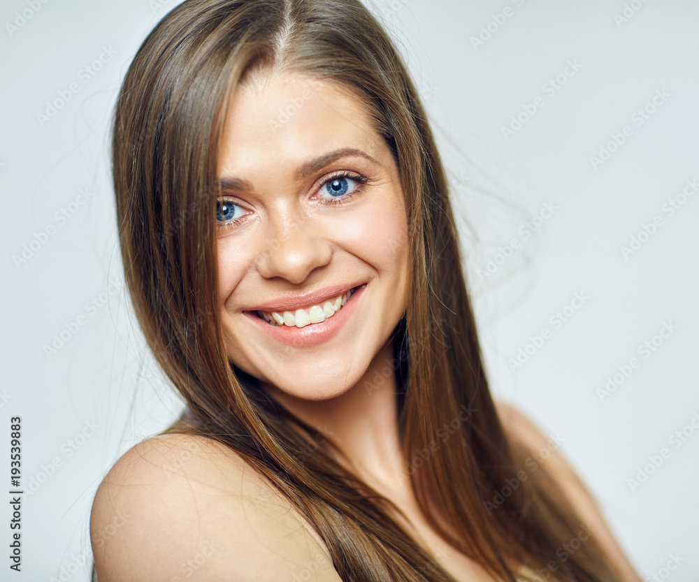 Naklejka premium Smiling woman show healthy teeth.