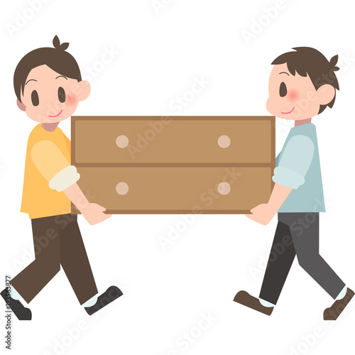 たんすを運ぶ男性