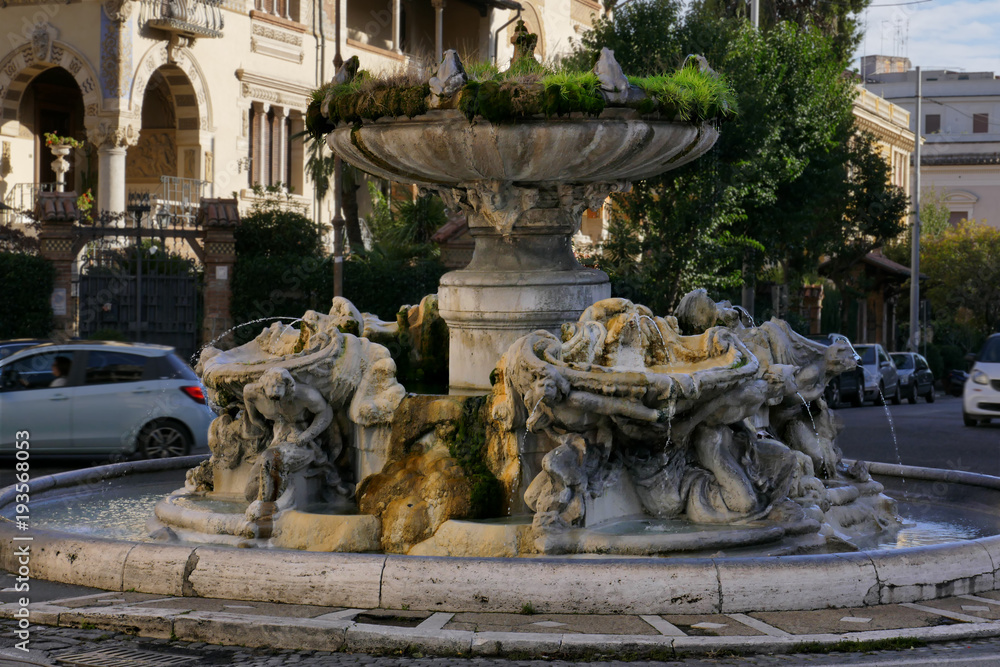 Frog Fountain in Rome