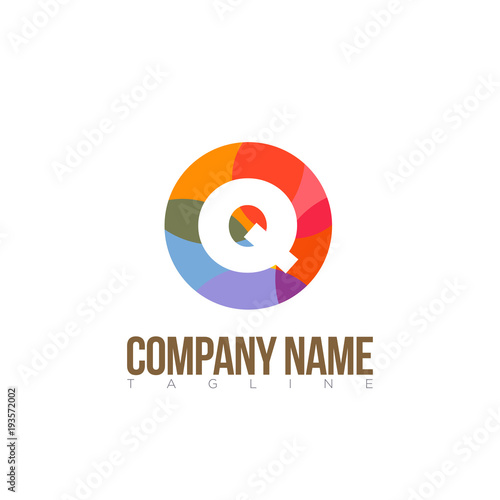 q modern letter logo template