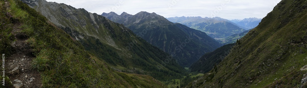 Bergpanorama in den Alpen, Kaunertal