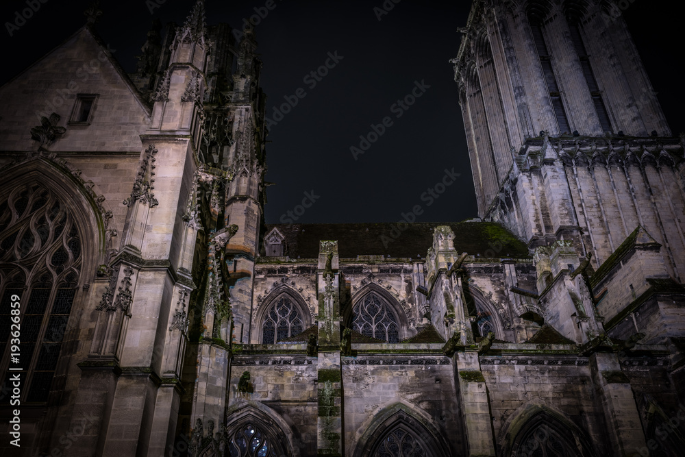 Naklejka premium Architecture and attractions of the night city of France Caen