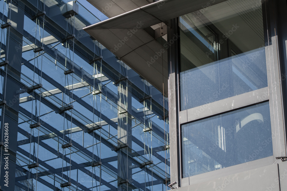 Obraz premium Bürogebäude aus Glas in Düsseldorf