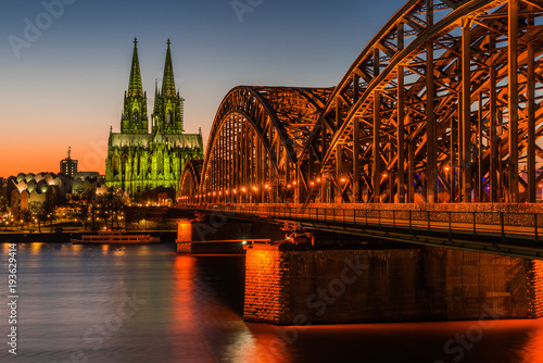 Köln – Dom und Hohenzollernbrücke