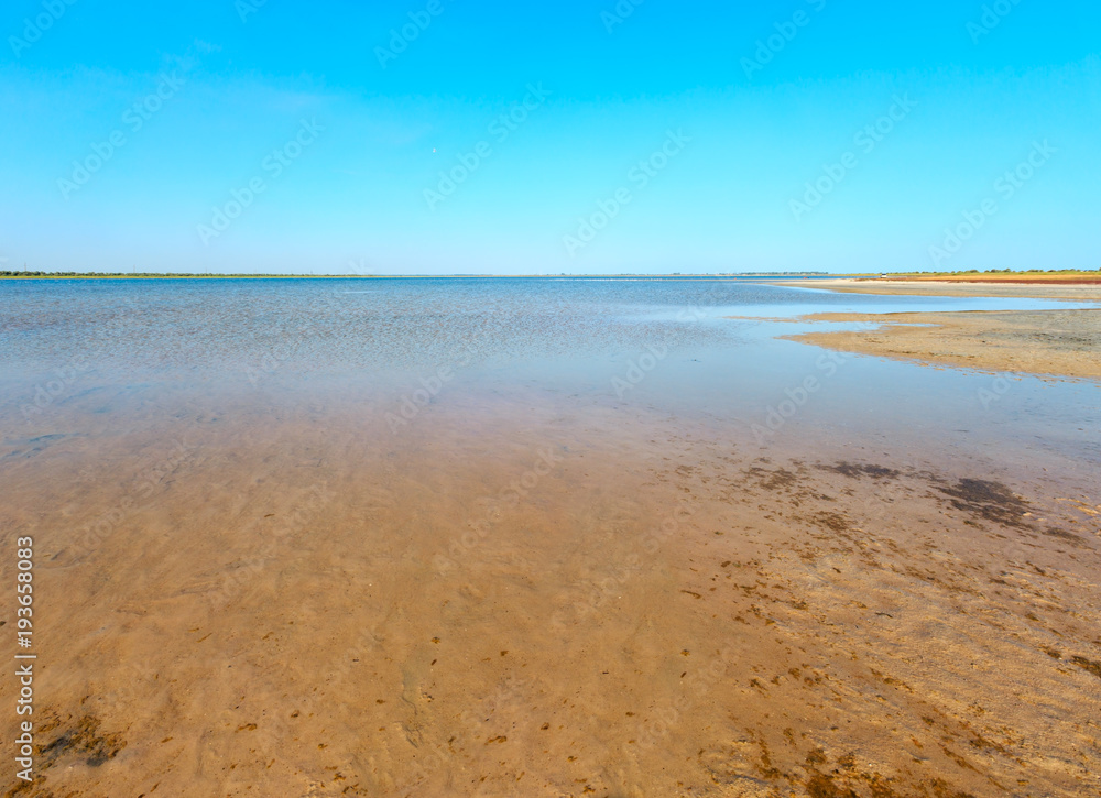 Ustrychne lake (Lazurne, Kherson Region, Ukraine) Ustrychne lake (Lazurne, Kherson Region, Ukraine)