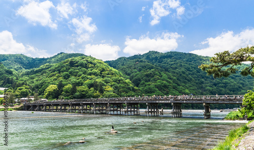 春の京都 渡月橋