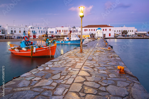 Obraz na plátně Pier with fishing boats, church and town hall in Old Port of Mykonos City, Chora